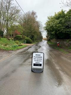 A navigational error meant we missed the loop up to Brancaster Beach - we tried to rectify it before heading home the following morning but got warned off by this sign!